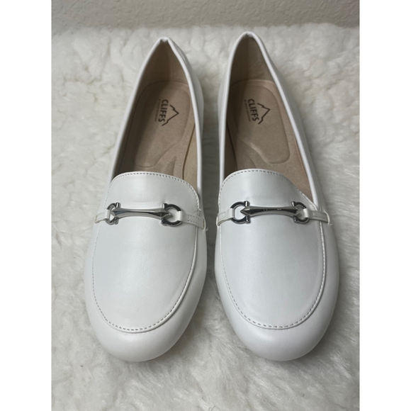 NWB WOMEN'S CLIFFS BY WHITE MOUNTAIN GLOWING LOAFERS SIZE 11 - Picture 1 of 10